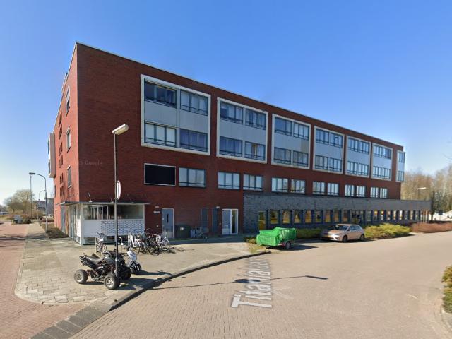 Titanialaan 42