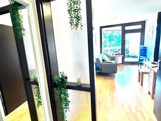 Title Stylish 4 Room Apartment by Wöhrder See with Spacious Loggia
