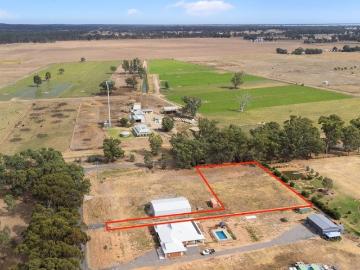 Titled 3259m2 Vacant Block is ready to be Transformed!