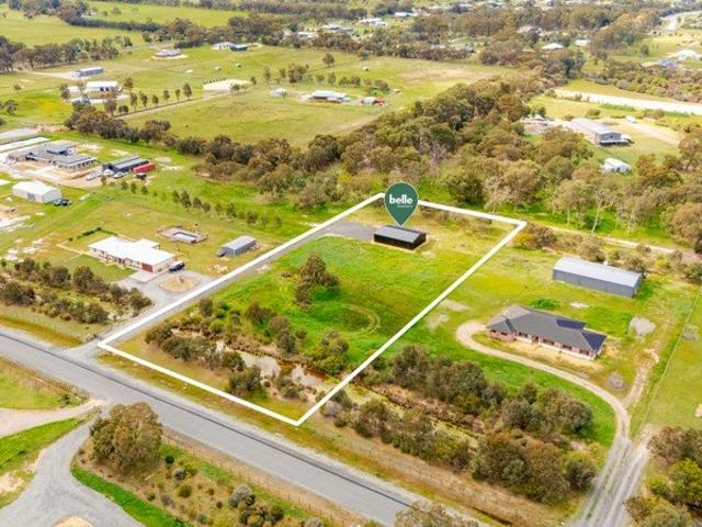 Titled acreage plus shed in North Dandalup Estate