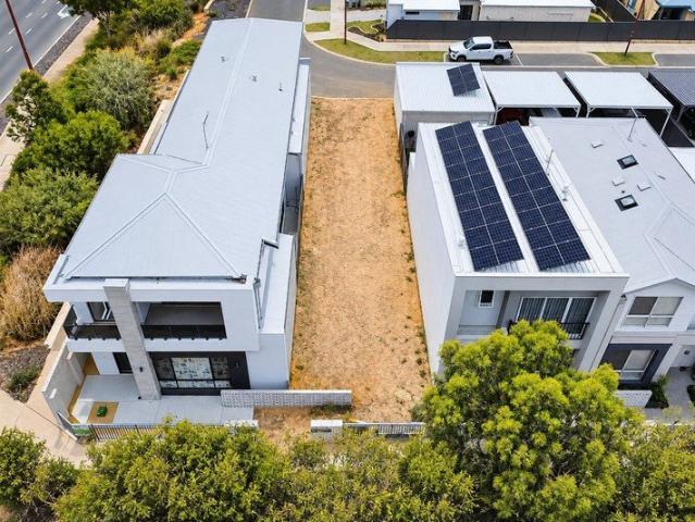 Titled Land in a Fantastic Southern River Location!