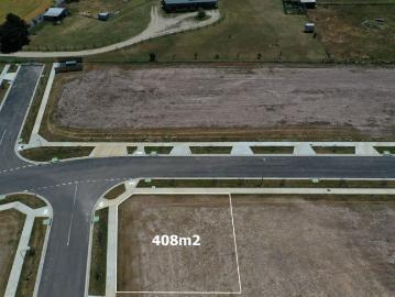 Titled Land in Boutique Parkside Estate
