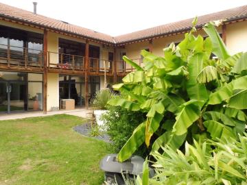 Titre: vide 500m² Meximieux
