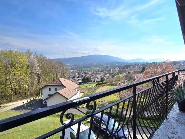 Titre à traduire 220m² Poisy