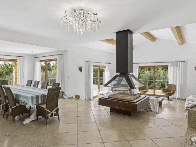Titre non fourni 266m² Seillans