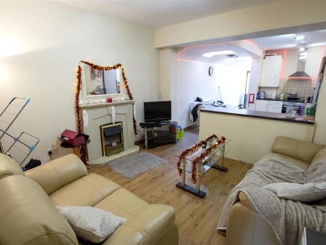 Tiverton Road, Birmingham, West Midlands B29, 5 bed shared accommodation to rent, £498 pcm | PrimeLocation