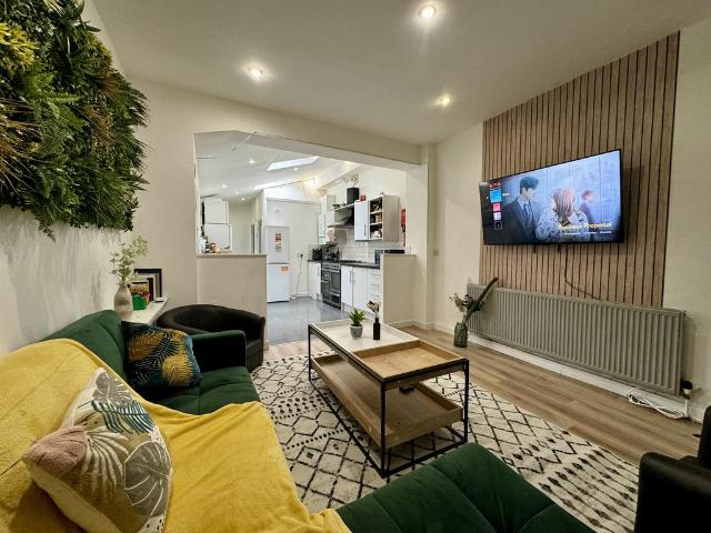 Tiverton Road House Share, Selly. 1 bed house to rent £543 pcm £125 pw