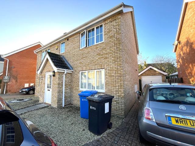 Tizzick Close, Norwich NR5, 6 bed detached house to rent, £3,230 pcm | PrimeLocation