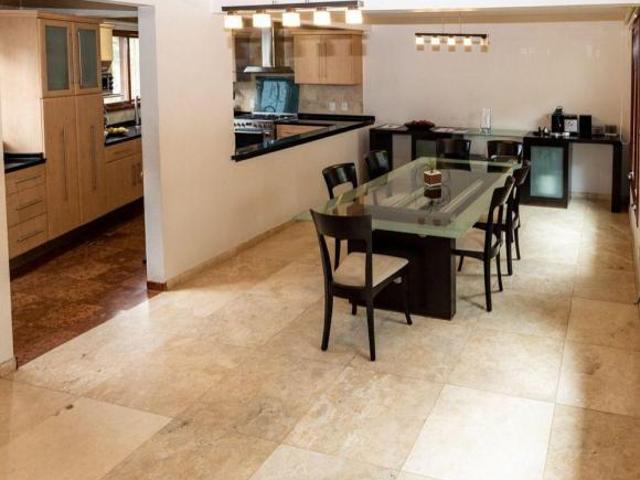 TIZAPAN SAN ANGEL, HERMOSA CASA EN VENTA