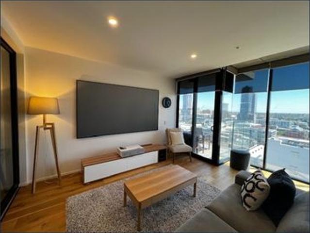 TO VIEW MEET AT Entrance 10am Saturday 25th July MODERN STYLISH EASY LIVING