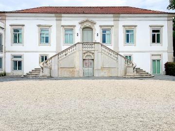 To Buy Moradia T3+1 C/Jardim | Belém | Restelo 266m² Belém