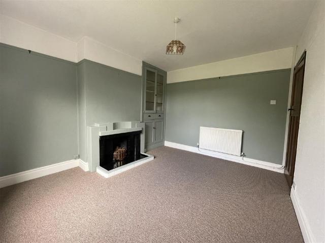 To Let 3 Bed House Semi Detached Picton Road, Penyffordd Per Calendar Month £995 pcm