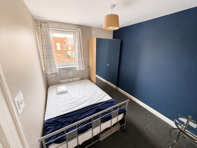 To Let 1 bedroom Double room, Room 3, Swan Street, Bentley, Doncaster £100 pw