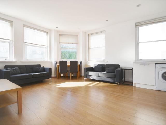 To Let 2 bedroom Flat, Frampton Street, Edgware Rd NW8 8NA £2,700 pcm