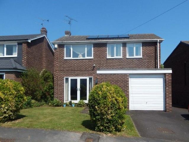 To Let 4 bedroom Detached house, Chestnut Grove, Sprotbrough, DN5 £1,300 pcm