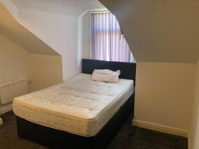 To Let: Borough Road, Middlesbrough, TS1