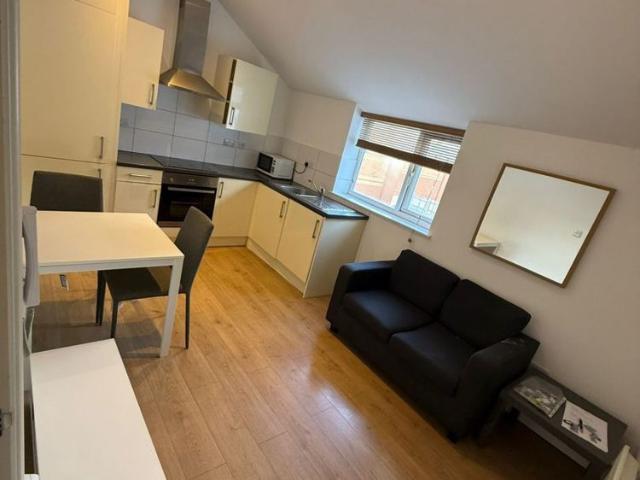 To Let: Grange House, Grange Road, Middlesbrough. TS1 5AU