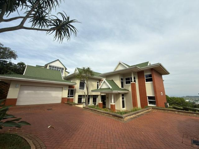 To let in Kindlewood Estate, 4 bedroom pet friendly family haven with Pool