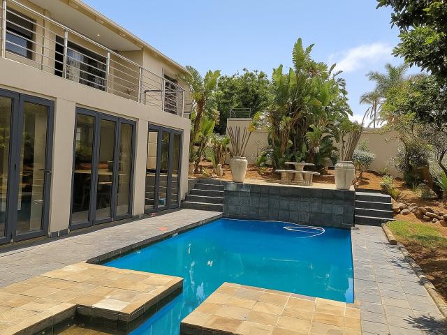 To let in Umhlanga, Free standing double story 5 bedroom home with pool and pet friendly