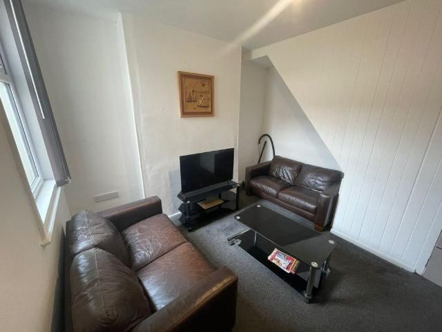To Let: Outram Street, Middlesbrough TS1 4EL