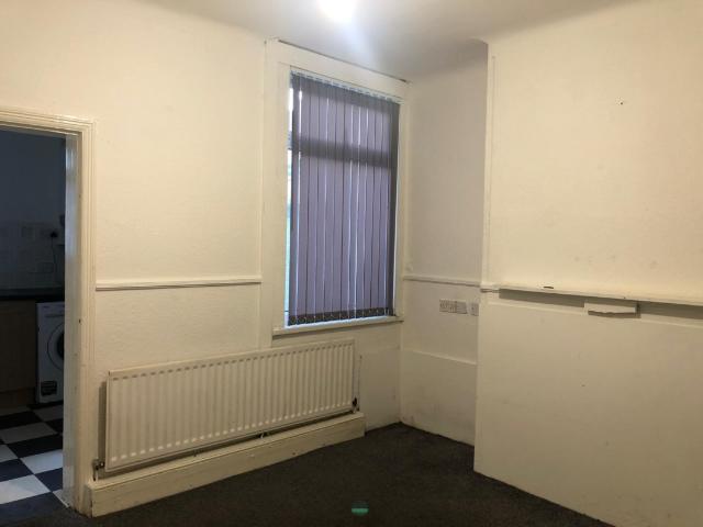 To Let: Longford Street, Middlesbrough, TS1 4RP