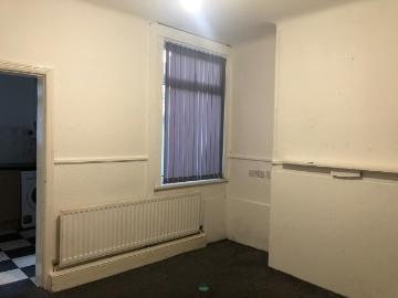 To Let: Longford Street, Middlesbrough, TS1 4RP