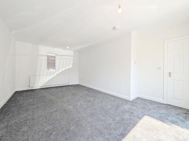 To Let – Princess Villas, Princes Street, Southport Town Centre, PR8 – Two Bed Ground Floor Apt