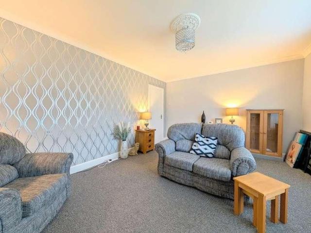 To Let Warren Court Westcliffe Road Birkdale Pr Bed Ground Floor Apt, PR8