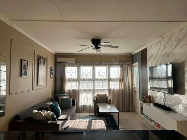 TO RENT Neat 2 Bedroom Townhouse with Stepless Garden Unit | R8 000 per month