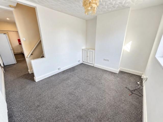To Rent Albany Road, Chatham, ME4 £1,300 pcm