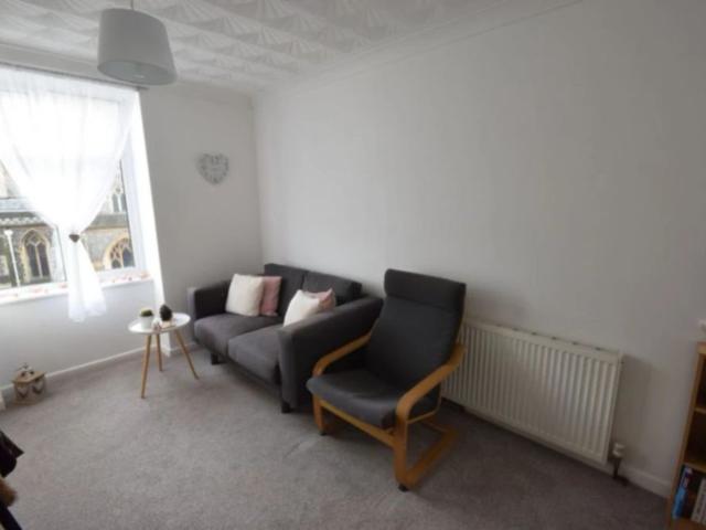 To Rent Christchurch Road, Boscombe, Bournemouth, BH1 £750 pcm Tenancy Info