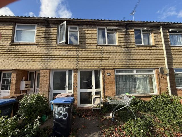To Rent Garden Avenue, Hatfield, AL10 £1,900 pcm