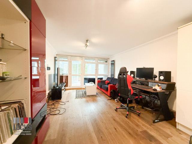 To Rent Grovelands Road, London, N15 Must be seen £2,000 pcm Tenancy Info