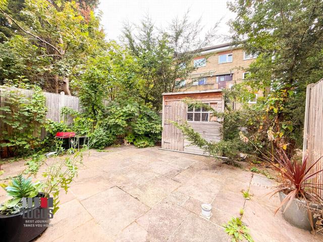 To Rent Hermitage Road, London, N4 Must be seen £1,700 pcm Tenancy Info