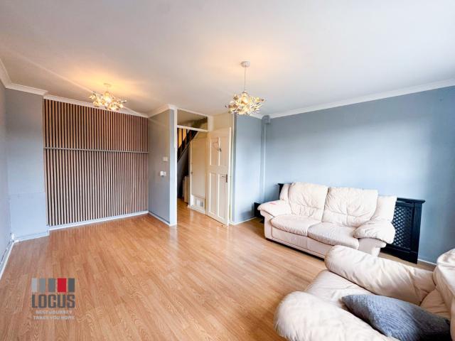 To Rent Holyfield House, Longcroft Drive, Waltham Cross, EN8 £2,000 pcm Tenancy Info