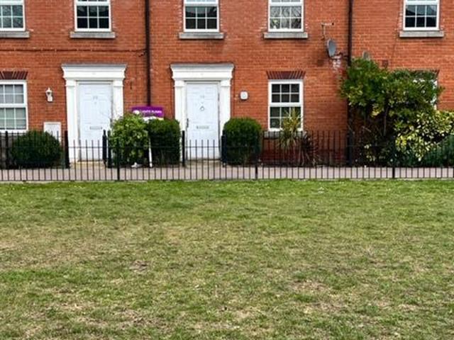 To Rent Horsa Gardens, Hatfield, AL10 £2,850 pcm