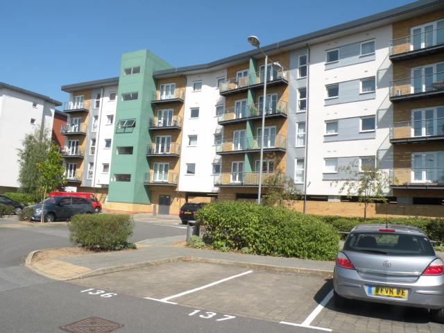 Let Parkhouse Court, Hatfield, AL10 £1,400 pcm