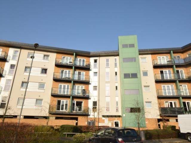 To Rent Parkhouse Court, Hatfield, AL10 £1,475 pcm