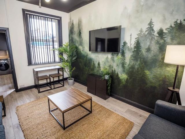 To Rent Queen Street, *Available From August 2027 4 Bedrooms*, Chester