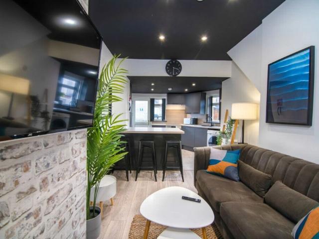 To Rent Tarbet Street, *Available August 2027 3 Bedrooms*, Lancaster