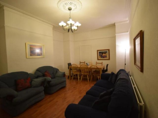 To Rent Westby Road, Boscombe, Bournemouth, BH5 From £144.54 pw Tenancy Info