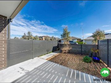 Googong, Jembaicumbene - Equipped kitchen