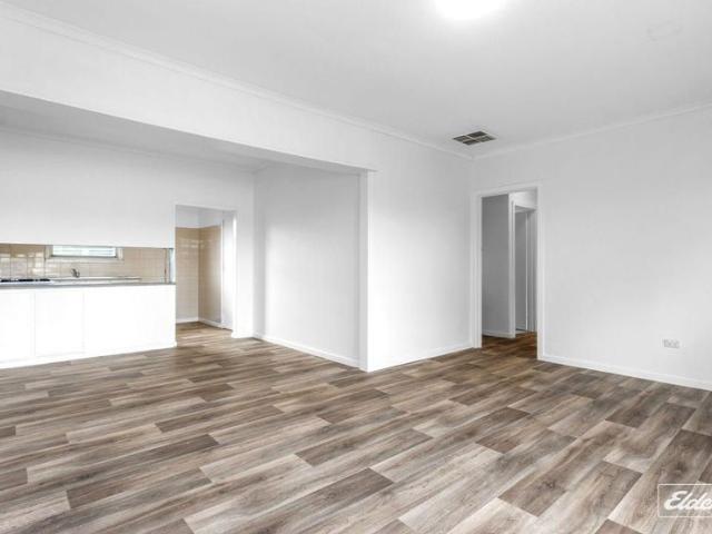 1 week free rent!