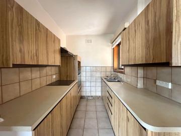 To register & apply for this property, please use this link: snug. com/