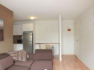 To register & apply for this property, please use this link: snug. com/