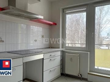 Przestronne 4 pokojowe mieszkanie z 3 balkonami