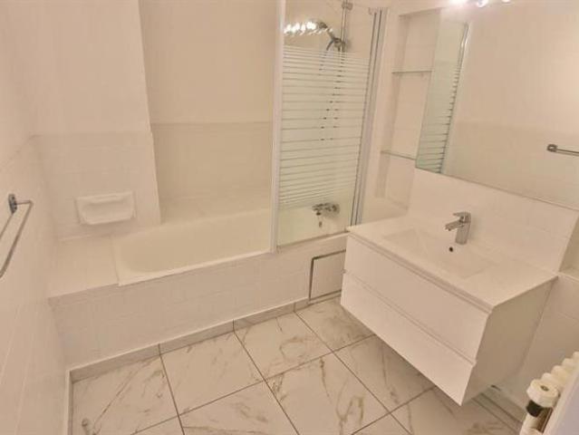 TOMBERG: BEL APPARTEMENT 3 CHAMBRES +/ 128M2