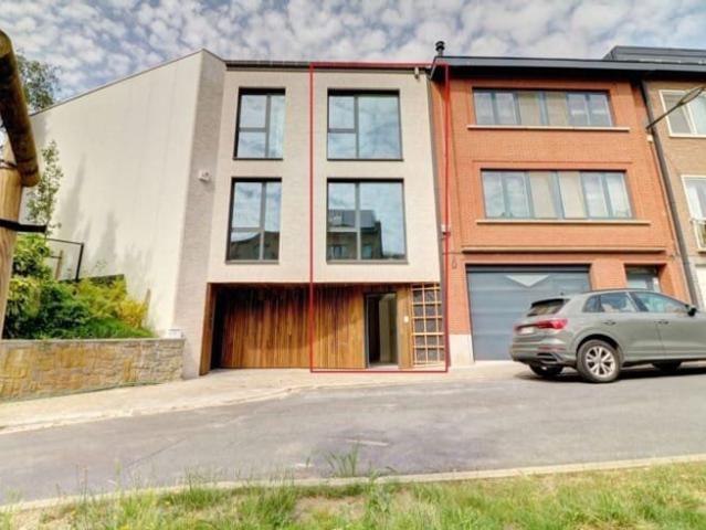 TOMBERG – 2 Bedroom House with Garden