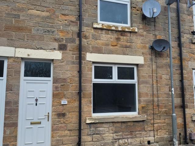 Tomlin Street, Shildon DL4 2 bed terraced house to rent £525 pcm £121 pw