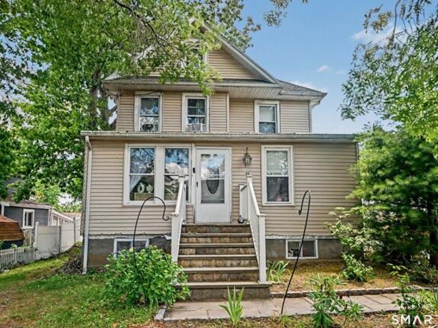 Toms Rd, Stamford, Home For Sale